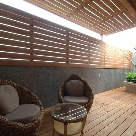 Dubai Motel Yilan Ngoại thất bức ảnh