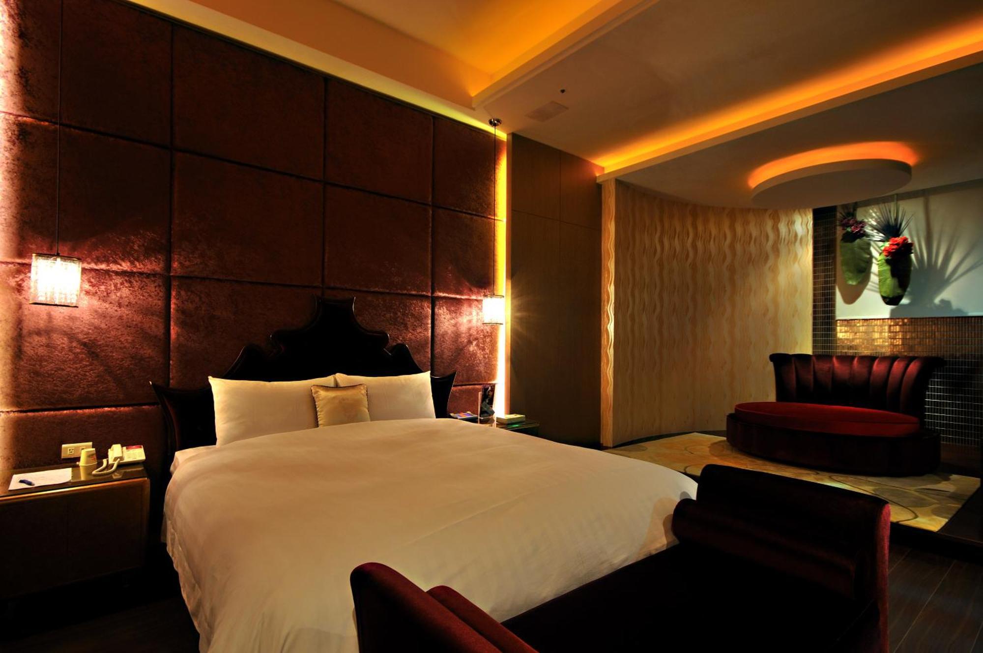 Dubai Motel Yilan Ngoại thất bức ảnh