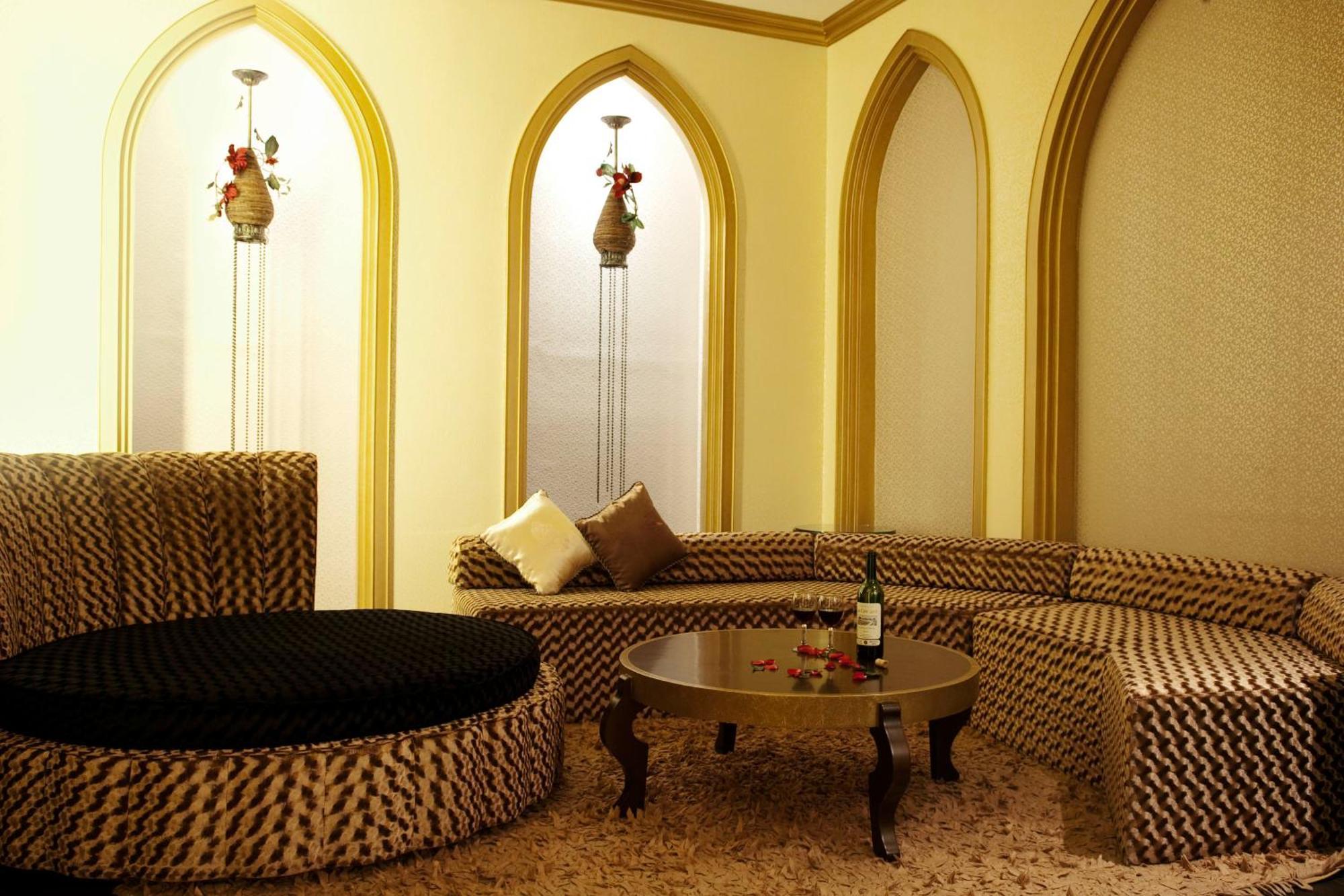 Dubai Motel Yilan Ngoại thất bức ảnh