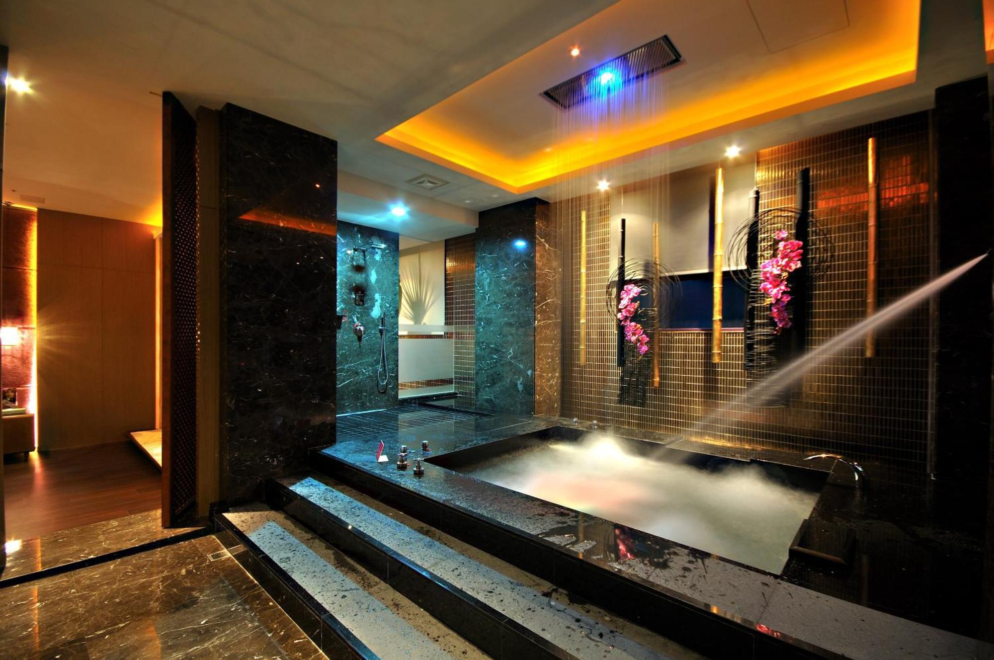 Dubai Motel Yilan Ngoại thất bức ảnh