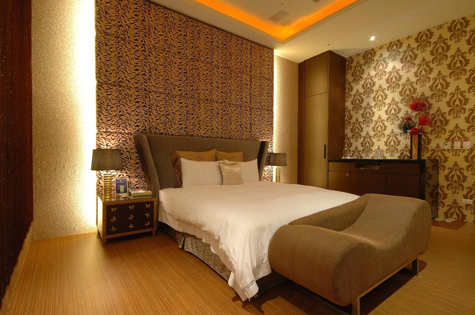 Dubai Motel Yilan Ngoại thất bức ảnh
