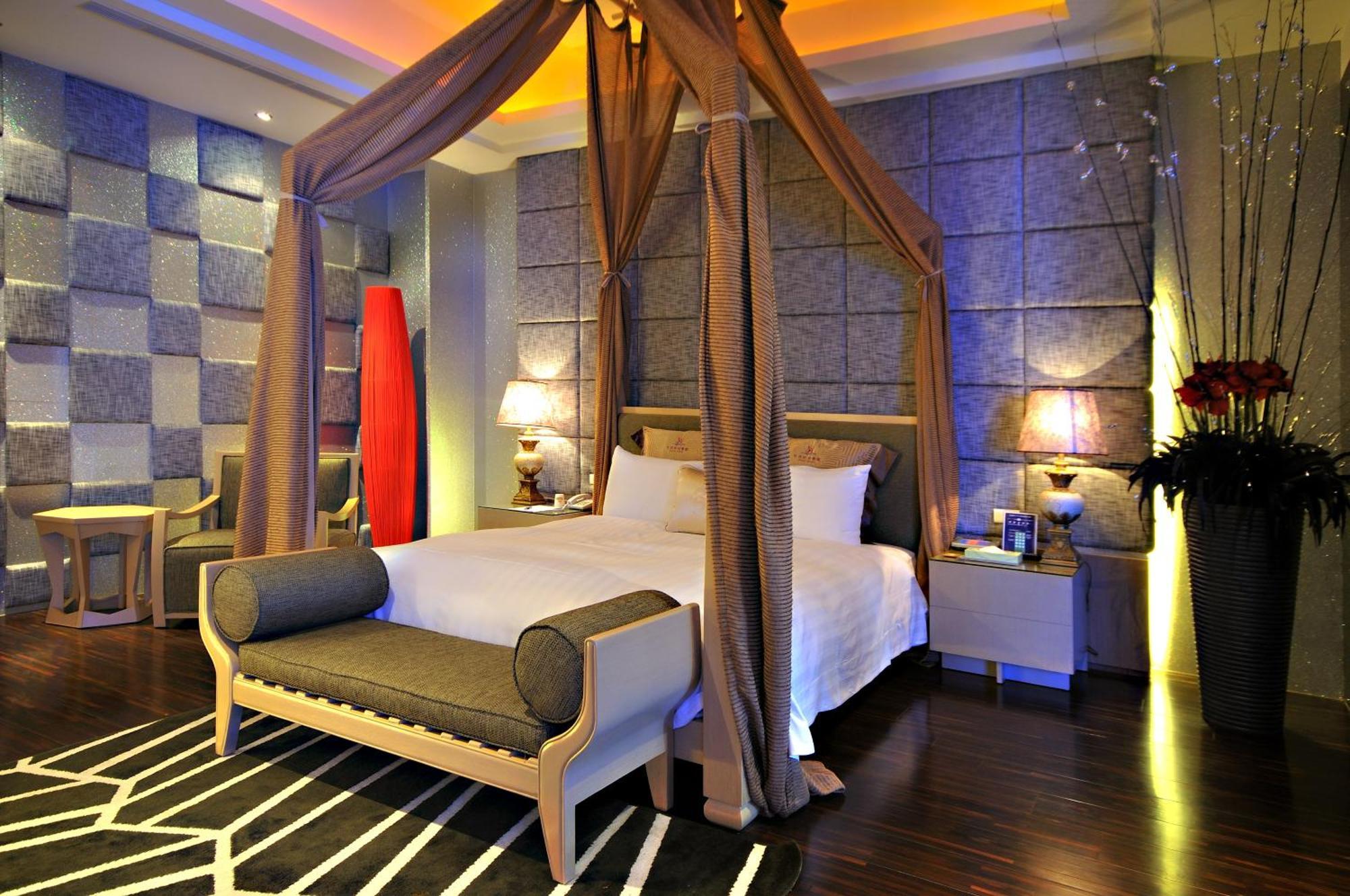 Dubai Motel Yilan Ngoại thất bức ảnh