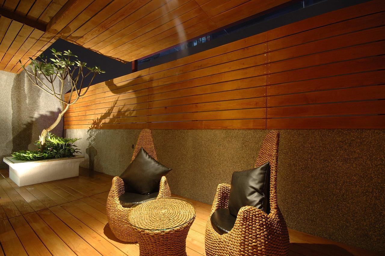 Dubai Motel Yilan Ngoại thất bức ảnh