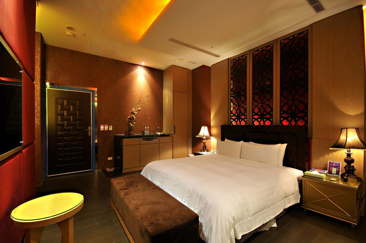 Dubai Motel Yilan Ngoại thất bức ảnh