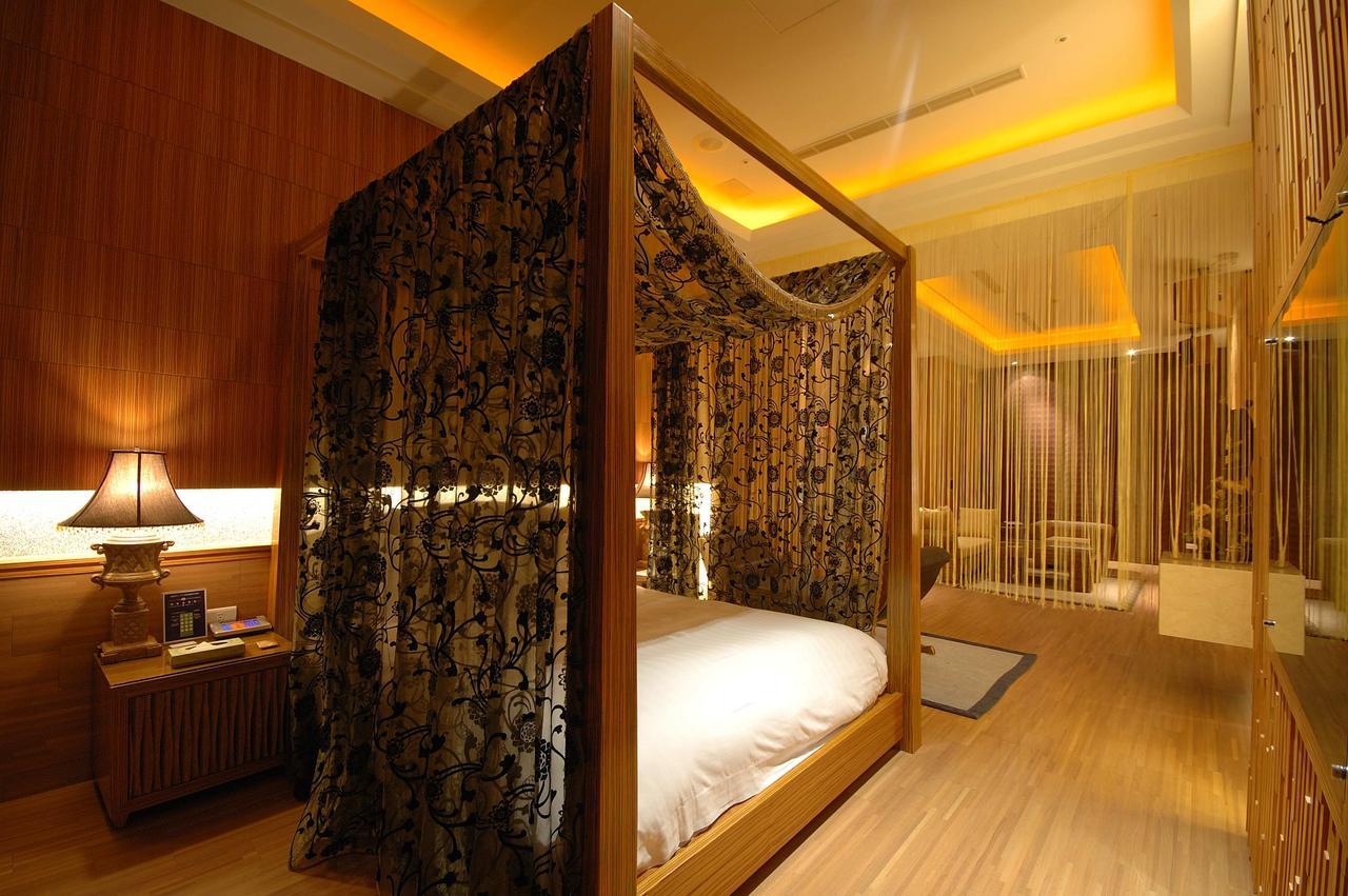Dubai Motel Yilan Ngoại thất bức ảnh