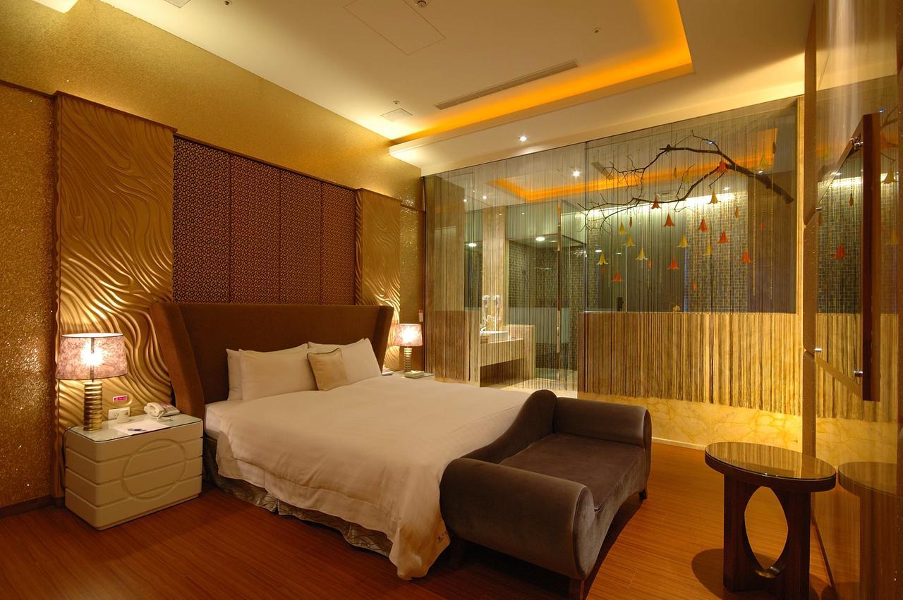 Dubai Motel Yilan Ngoại thất bức ảnh