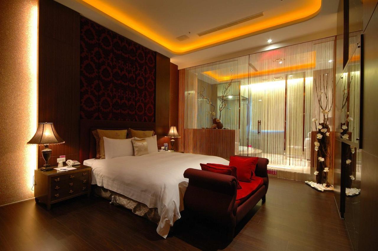 Dubai Motel Yilan Ngoại thất bức ảnh
